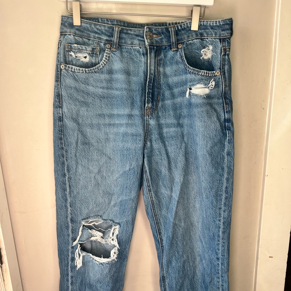 AE mom straight jean- 8 SHORT